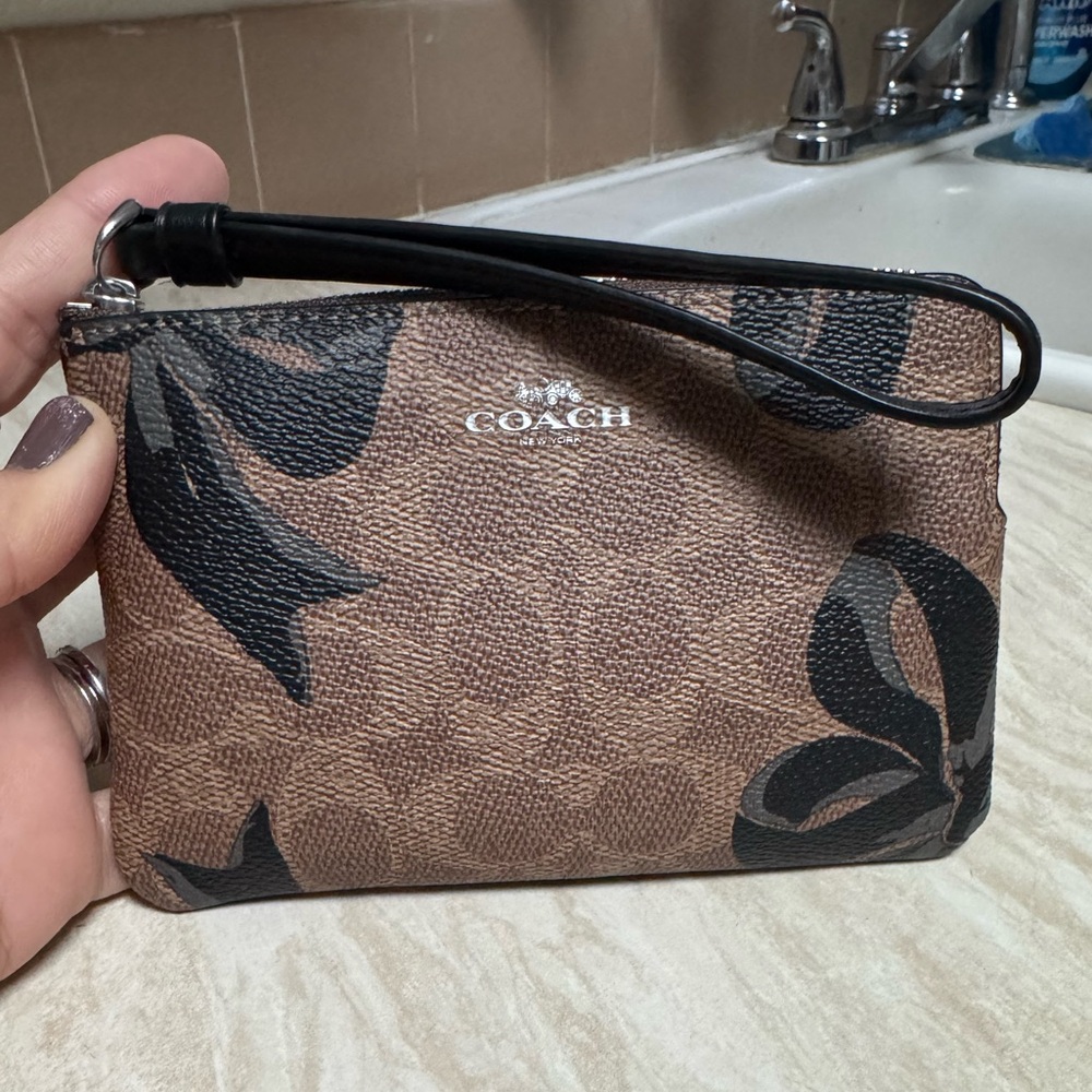 Coach corner zip wristlet